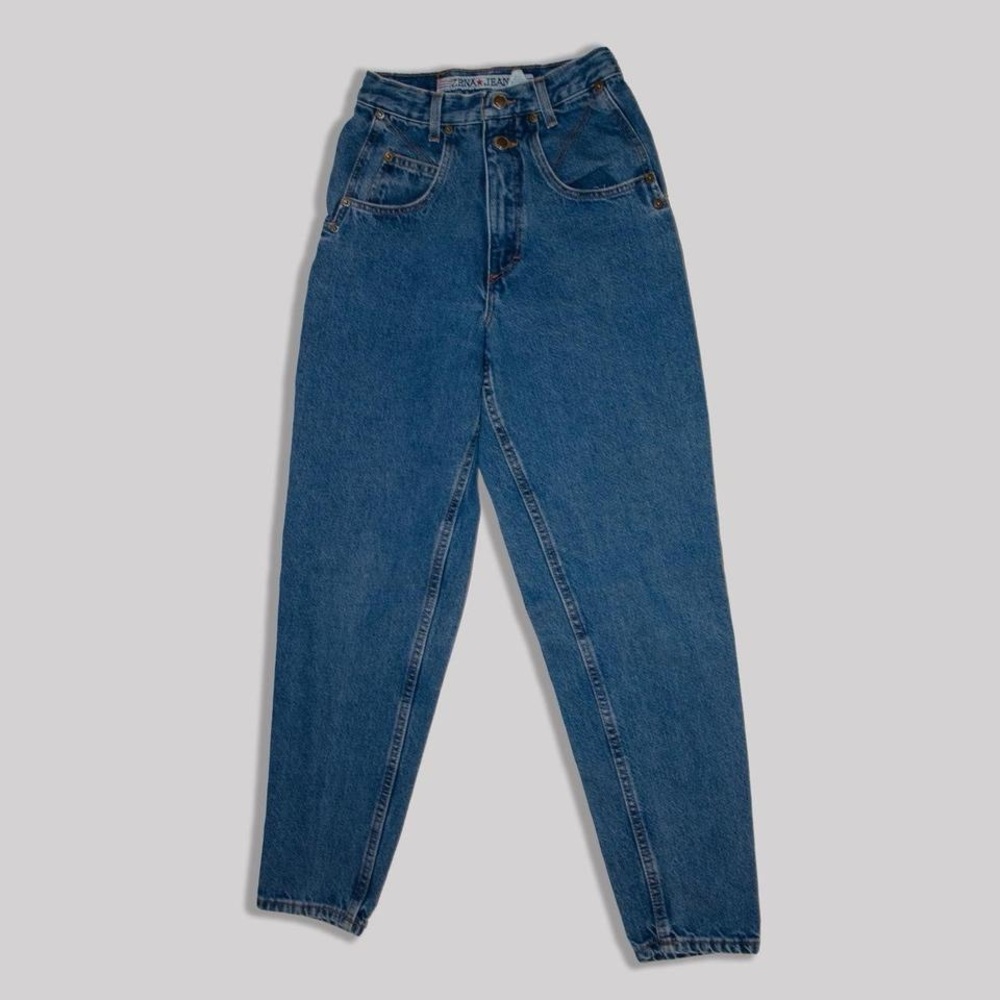 Vintage 1990’s high waisted blue jeans
